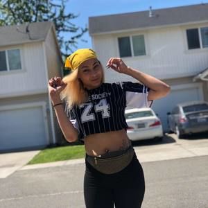 Meet your Posher, Liyah